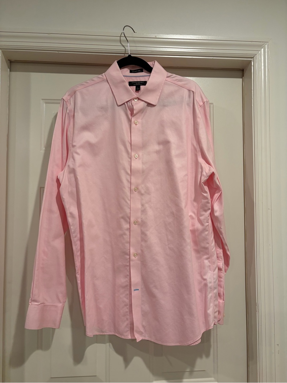 Banana Republic Light Pink Dress Shirt - Long Sleeve